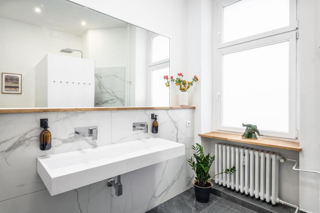 برلين Riesiges Apartment Nahe Kudamm Sehr Schoner Altbau 123M2 Gross 12 Gaste المظهر الخارجي الصورة